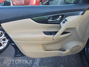 2015 Nissan Rogue SL - miniatura 9
