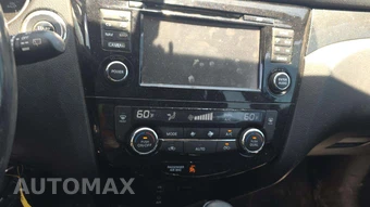 2015 Nissan Rogue SL – miniatura 22
