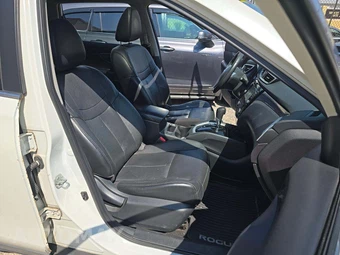 2015 Nissan Rogue SL – miniatura 18