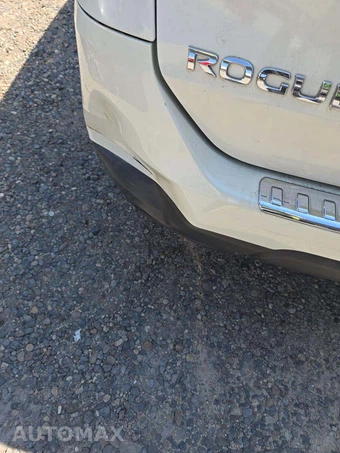 2015 Nissan Rogue SL – miniatura 24