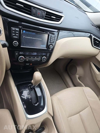 2015 Nissan Rogue SL – miniatura 10