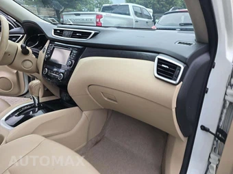2015 Nissan Rogue SL – miniatura 19