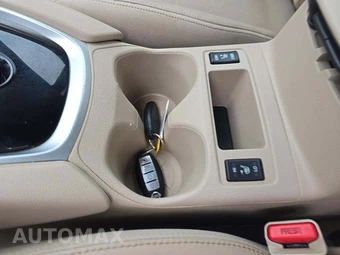 2015 Nissan Rogue SL – miniatura 8