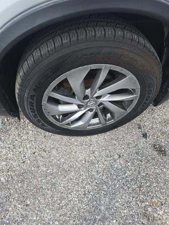 2015 Nissan Rogue SL – miniatura 23