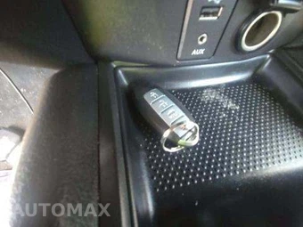 2015 Nissan Rogue SL – miniatura 9