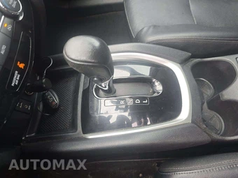 2015 Nissan Rogue SL – miniatura 8