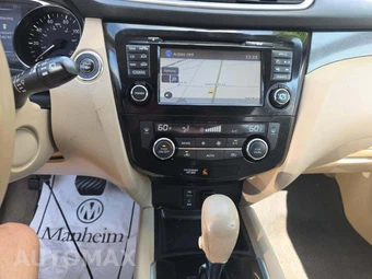 2015 Nissan Rogue SL - miniatura 10