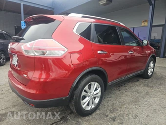 2015 Nissan Rogue SV – miniatura 4