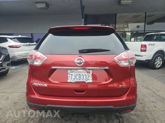 2015 Nissan Rogue SV – miniatura 5