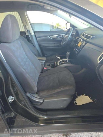 2015 Nissan Rogue SV – miniatura 18