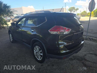 2015 Nissan Rogue SV – miniatura 2