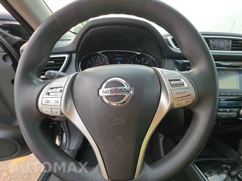 2015 Nissan Rogue SV – miniatura 10