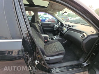 2015 Nissan Rogue SV – miniatura 8