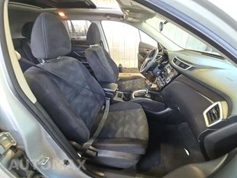 2015 Nissan Rogue SV – miniatura 18