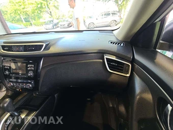 2015 Nissan Rogue SV – miniatura 19