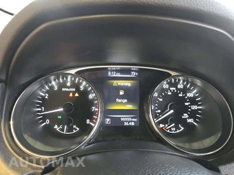 2015 Nissan Rogue SV – miniatura 9