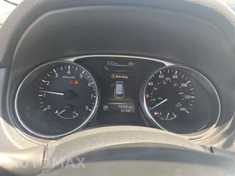 2015 Nissan Rogue SV – miniatura 12
