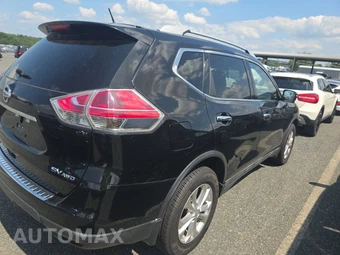 2015 Nissan Rogue SV – miniatura 4