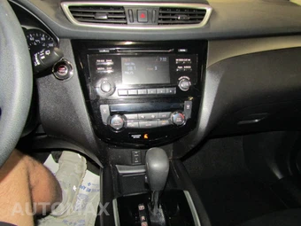2015 Nissan Rogue SV – miniatura 14