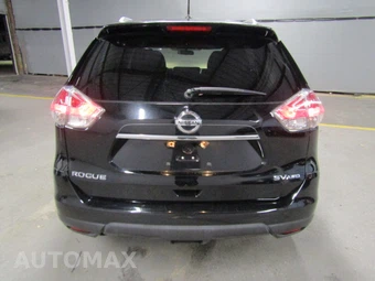 2015 Nissan Rogue SV – miniatura 5