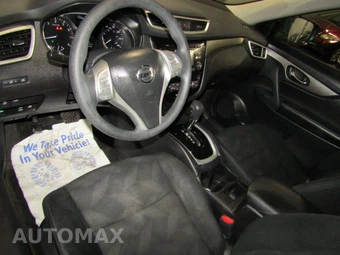 2015 Nissan Rogue SV – miniatura 9