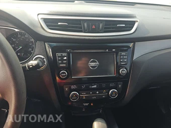 2015 Nissan Rogue SV – miniatura 11