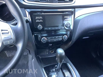 2015 Nissan Rogue SV - miniatura 15
