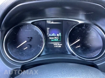 2015 Nissan Rogue SV - miniatura 20