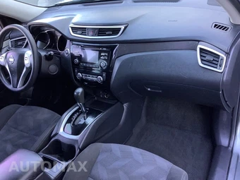 2015 Nissan Rogue SV - miniatura 31