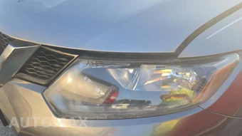2015 Nissan Rogue SV – miniatura 19