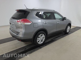 2015 Nissan Rogue SV – miniatura 4