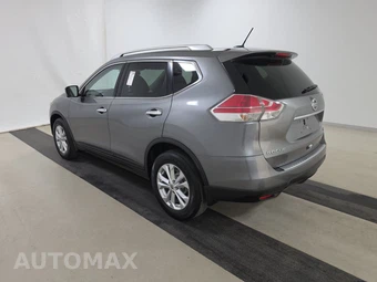 2015 Nissan Rogue SV – miniatura 6