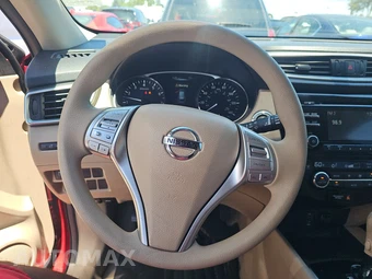 2015 Nissan Rogue SV – miniatura 10