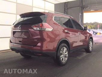 2015 Nissan Rogue SV – miniatura 4