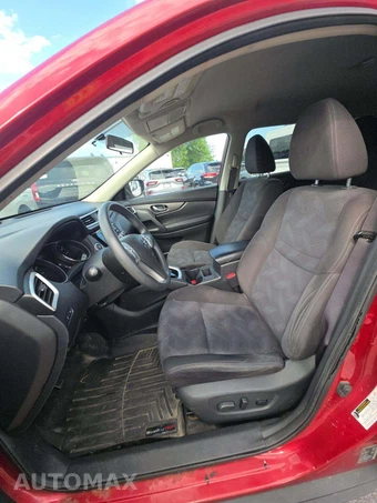 2015 Nissan Rogue SV – miniatura 3