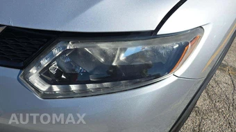 2015 Nissan Rogue SV – miniatura 21