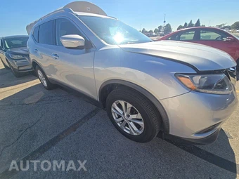 2015 Nissan Rogue SV – miniatura 3