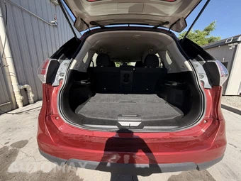 2015 Nissan Rogue SV - miniatura 15