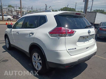 2015 Nissan Rogue SV - miniatura 5