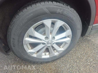 2015 Nissan Rogue SV – miniatura 28