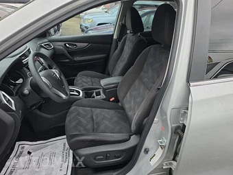 2015 Nissan Rogue SV – miniatura 13