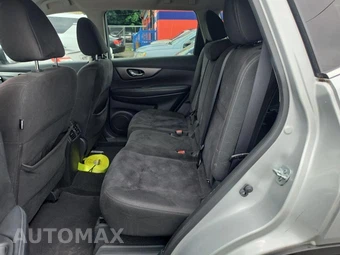 2015 Nissan Rogue SV – miniatura 16