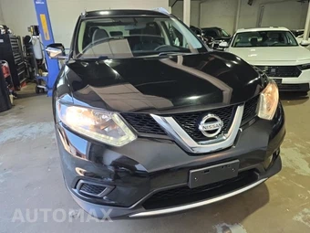 2015 Nissan Rogue SV – miniatura 2