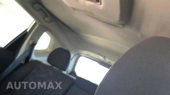 2015 Nissan Rogue SV – miniatura 35