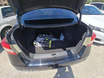 2015 Nissan Sentra S – miniatura 14
