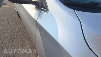 2015 Nissan Sentra S – miniatura 17