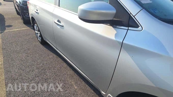 2015 Nissan Sentra S – miniatura 23