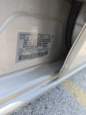 2015 Nissan Sentra S – miniatura 8
