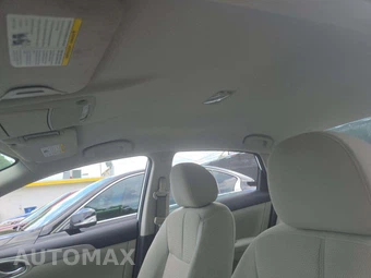 2015 Nissan Sentra S – miniatura 11