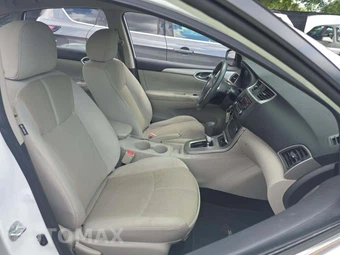2015 Nissan Sentra S – miniatura 18